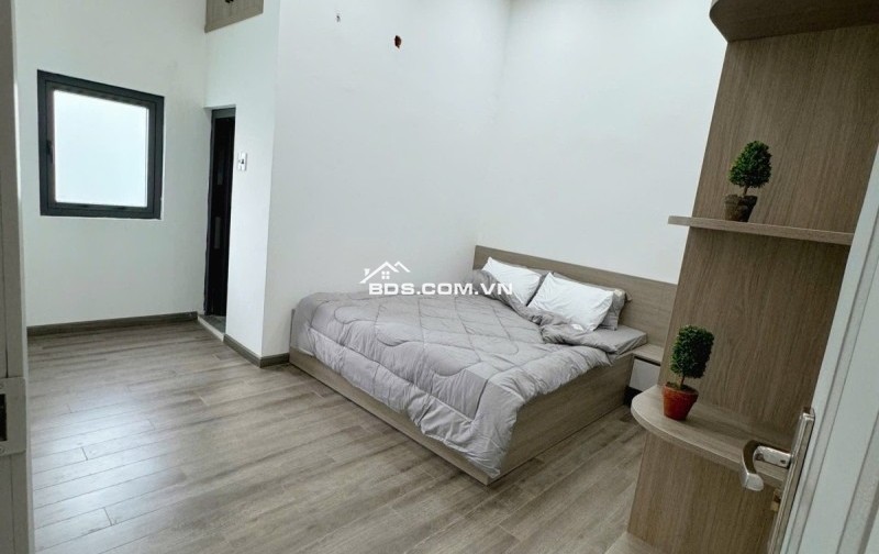 Nhà đẹp, mới keng, 56 m2 Hoàng Diệu ,giá 3,5 .ty.Anh em đầu tư chát lượng là đây